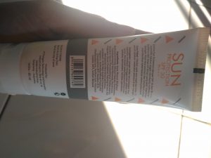 review sun protection emina