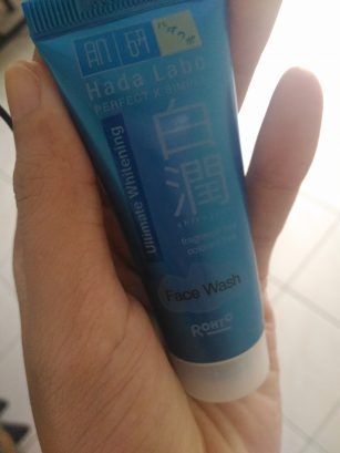 Review Hada Labo Ultimate Whitening Face Wash