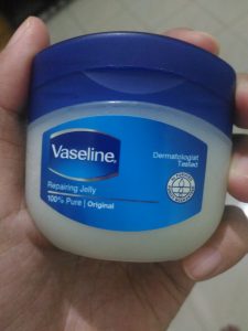 Review Vaseline Repairing Jelly Indonesia